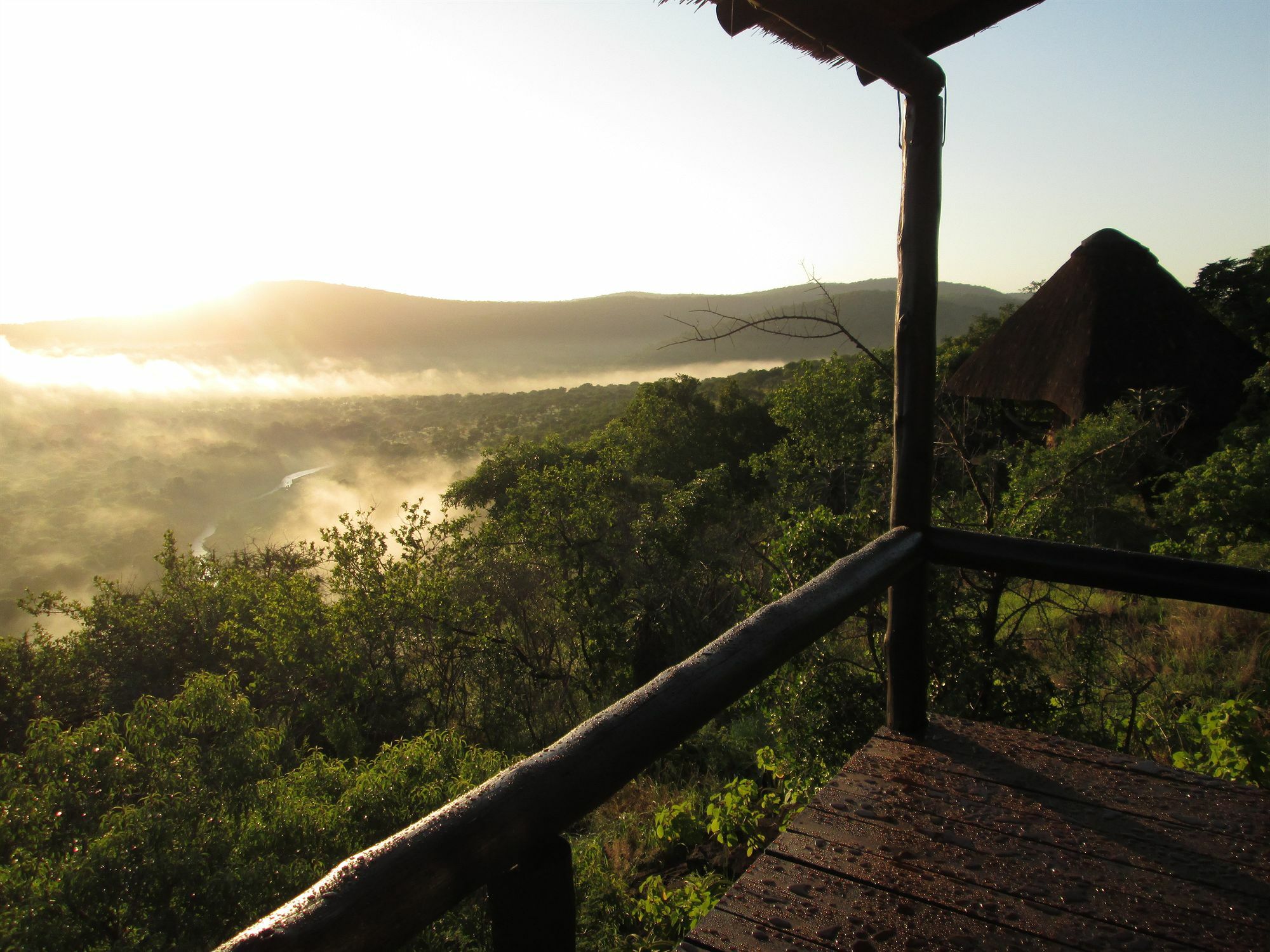 Manyoni Private Game Reserve Leopard Mountain Safari Lodge מראה חיצוני תמונה